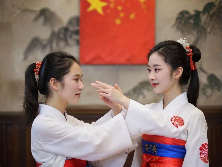 东莞高端休闲会所前台